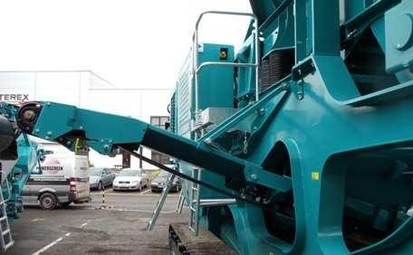 6 ) Discharge height: 2.0m (6 5 ) Stockpile volume: Drive: Position: 12m 3 (16 cu. yd.