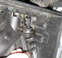 Once this is done you can lift the airbox out of the car.