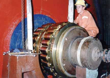 operating load of 32 tonnes per bearing at 31 rpm.