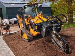 8m², the CX-T exerts low ground pressure for reduced surface damage.