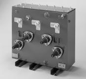 This switch module fits inside the secure TABLE 6 Bypass Switch Ratings 6 FEEDER NORMALLY CLOSED DISCONNECT SWITCH BUSHING SERIES WINDING - BUSHING (EXTERNALLY GROUNDED) CABLING FROM REGULATOR TO