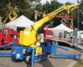 Hoeflon Compactkranen began manufacturing mini cranes in 2005 and has tripled in size producing a range of four machines from four tonne/metre to 10 tonne/metre.
