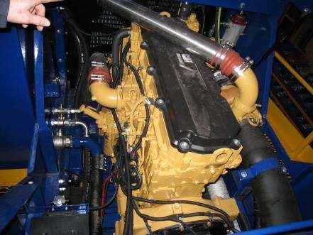 Engine The QH330 (1080) is powered by a Caterpillar C13 Acert Tier 3 engine developing 440 HP (328KW) @ 1900 rpm.