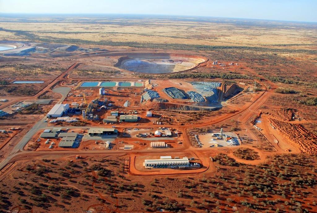 DeGrussa Project: Mine Site Background Degrussa Mine: Mining: Gold and copper Location: Doolgunna Region, WA 900 km North of Perth Owner/Operator: Sandfire Resources NL Power Supply: Diesel