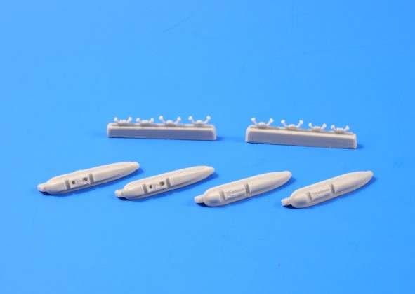 These covers feature detailed reinforcements on inner sides. USA, WWII 70 Junkers Ju 88A Wing Racks (4 pcs) Set contains four new armament racks.