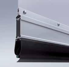 Wind lock Along with the tensioning system fitted as standard, the spring steel wind locks provide the required curtain stability.