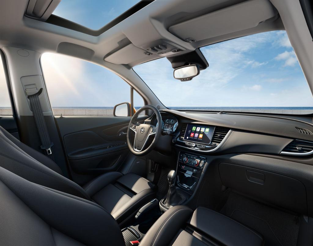 SKUTOČNÁ KVALITA VYCHÁDZA ZVNÚTRA. 2. Prémiový interiér vozidla Mokka X ponúka perfektné pohodlie a inovatívne prvky najlepšieho SUV vo svojej triede.