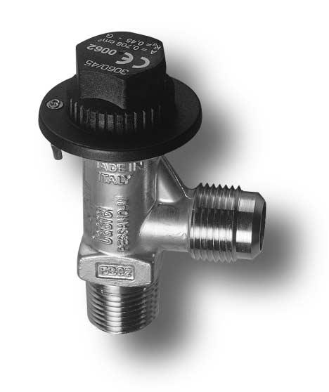 SAFETY VALVES 3060 In the body, above the disc guide, a small pressure relief duct is provided through which the spring holder is put into contact with the output connection.