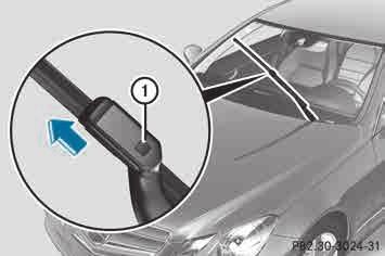 Windshield wipers 133 3 Å Intermittent wipe, high (rain sensor set to high sensitivity) 4 Continuous wipe, slow 5 Continuous wipe, fast B í Single wipe/ î To wipe the windshield using washer fluid X