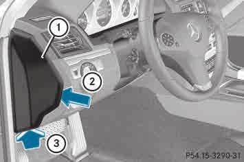 318 Fuses Before changing a fuse Breakdown assistance X Secure the vehicle against rolling away (Y page 167). X Switch off all electrical consumers.