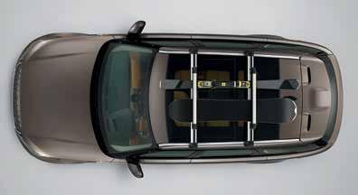 RANGE ROVER VELAR LUGGAGE BOX * With power-grip mounting for quick attachment to the roof bars, this durable Luggage Box features a gloss black finish and conveniently opens from both sides.