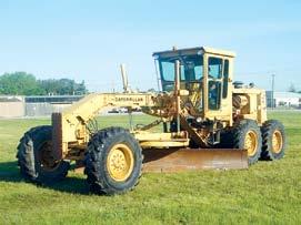 CAT 631D ps trans, cushion hitch, ROPS canopy, and 33.25x29 tires.