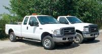 4L gas engine and automatic trans, 8 bed and 235/85R16 tires. In good condition with 2004 FORD F-250XL Super Duty 4x4, 5.4L gas engine and automatic trans, tool boxes, fuel tank, and 235/85R16 tire.