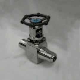 Globe valves are uni-directional valves and are installed so that fluid pressu-re is under the disc.