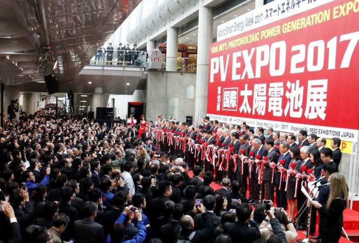 Events Opening Ribbon-cutting Ceremony Date/Time: March 1, 2017 (9:30-10:00) Venue: Outside East Hall 2 Entrance, Tokyo Big Sight A ribbon-cutting ceremony was held to celebrate the opening of World