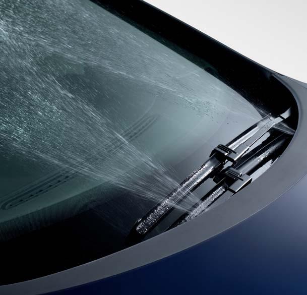 windscreen clear Genuine Windscreen clear Clear forward visibility in any weather Having an entirely unobstructed view of traffic decisively contributes to road safety.