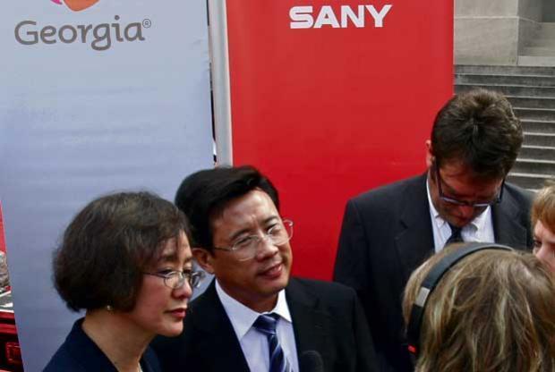 Wind Chairman Liang Wengen, centre, founder of Sany Heavy Industry Photograph: AP/PA Sany erects test turbines in Texas to prove its product Chinese heavy equipment maker Sany has begun construction