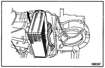 (b) Using a torx driver, remove the blower motor. 4. REMOVE EVAPORATOR (a) Remove the A/C unit wire harness. (b) Remove the foot air duct. (c) Remove the A/C unit block joint.