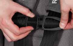 Also bring the two black belt fasteners together and push them together until they lock in place with an audible Click. Fig. 1a: Adjusting the belt length Fig.
