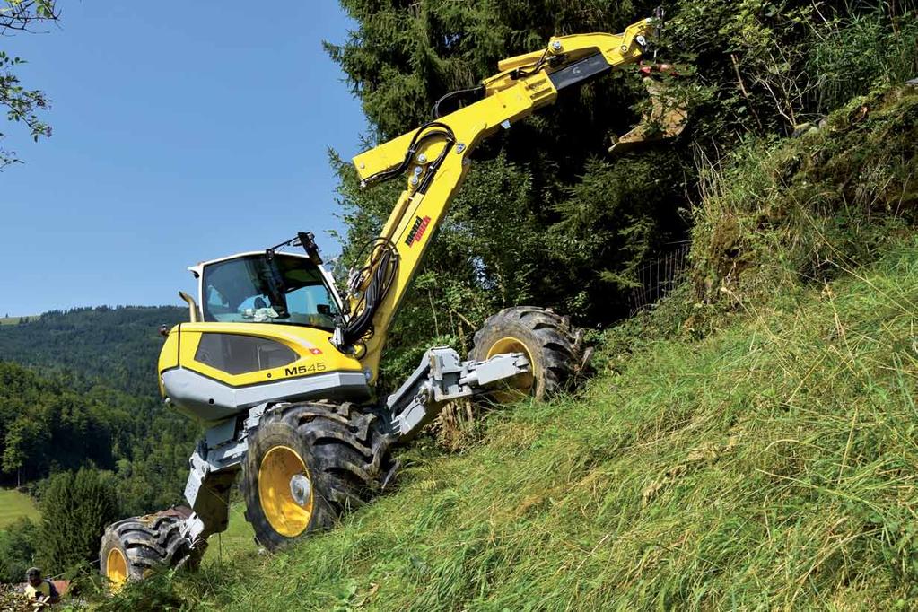 P O N M Q G I H D F C Dimensions without Powertilt. Technical data vary upon tyre/tool E A J L K B Dimensionen in mm M540 M545 A Max. Excavation depth with adjusted chassis 5120 16 9 5140 16 10 B Max.