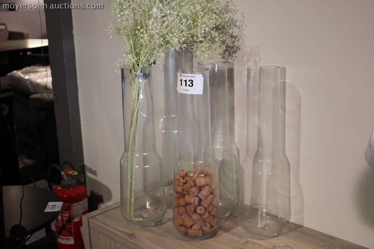 113 5 miscellaneous glass vases, including