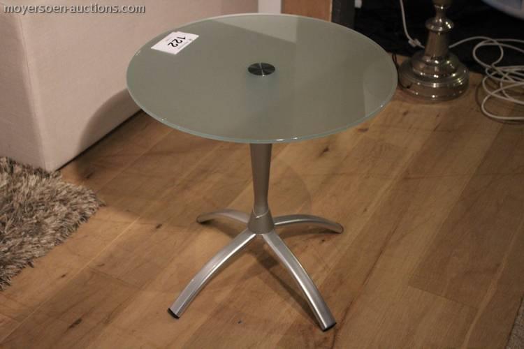 table, provided with Frosted glass top and aluminum