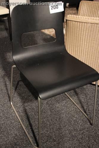 design chair features chrome