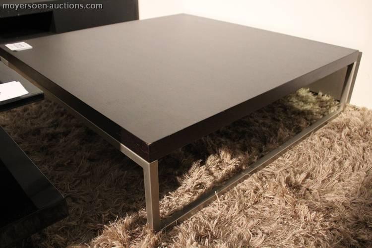 damaged 10 223 1 coffee table, fitted with