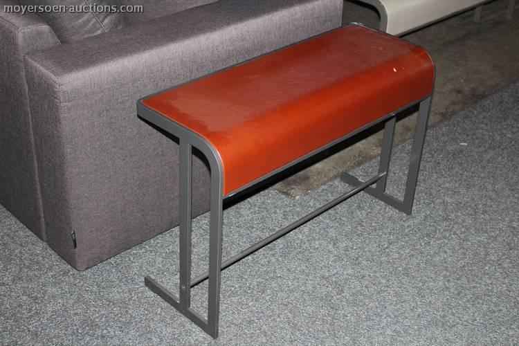tables, provided with metal base, and leather