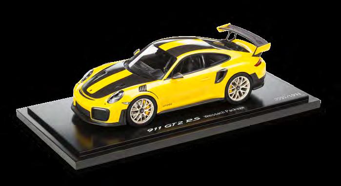 In exclusive collector s display case. WAP 021 151 0J GT2 RS Weissach-Paket Limited Edition.