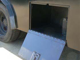 hatch Collapsible pedestal on floor (roof access) Gear storage under rear cabin seats Field-serviceable wiring AU