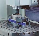 Machine vice Euroine Type E, mechanical-hydraulic dependable and cost-effective as standard with threaded holes on both sides in the fi xed jaw for the workpiece stop exchangeable, hardened clamping
