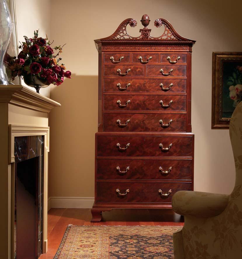 THE WILLIAMSBURG RESERVE COLLECTION CW-0210PS Charleston Chest on Chest with Pediment