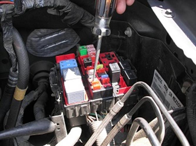 If you pinpointed an issue on your towing vehicle, be sure to check your fuses first. You can use your circuit tester light to do this as well (see above).