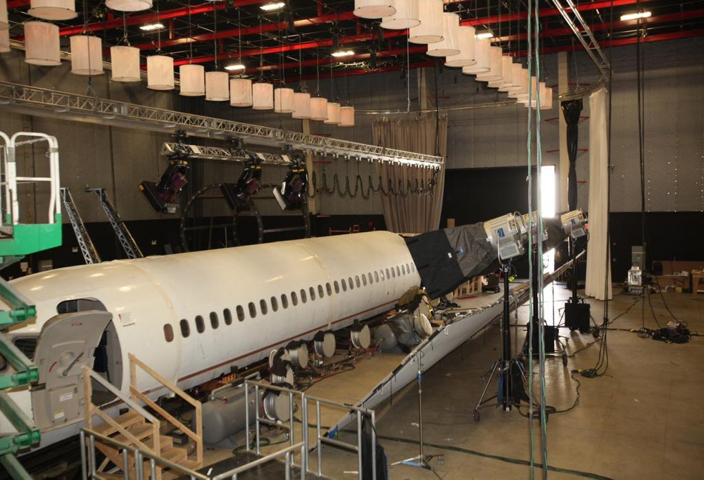 PRODUCTION CLIENTS Airplane used for Paramount s Flight set up.