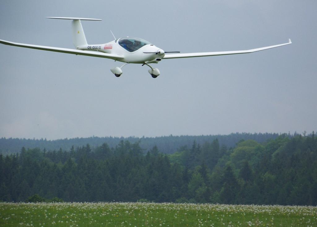 Phoenix S-LSA Glider 16/U15