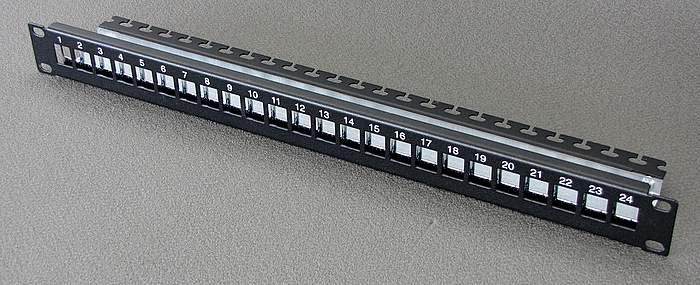 19" RJ45 panel 19" Panel RJ45/24 UTP/FTP is equipped with equipotential grounding panel and cable tidy rail.