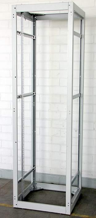 19 floor rack Frame width 600 mm Frame width 800mm Frames are fitted with 19 rails in the front with option to install back rails as well. 800mm width frames are fitted with cable guide rails.