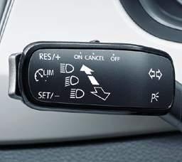The moment any tiredness is detected, the trip computer display warns the driver to take a break.