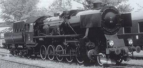 On this photograph, You see one of these locomotives Ty 2 No 953.