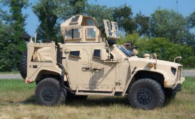 JLTV Technical Solution ~7~ GENERAL PURPOSE (GP) 4 crew Base vehicle Payload 3,500 lbs Heavy Guns Carrier (HGC) 4 crew + Gunner in Turret Supports standard crew served weapons with