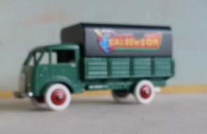 92R Diecasts - French Dinky Toys No. 25-JJ Ford Camion Bache 'Calberson'.