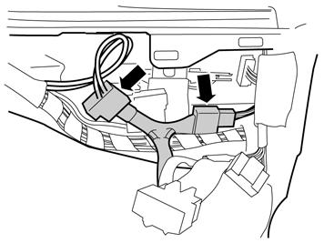 Connect the fiber-optic cable's connectors between those disconnected from the car's cable harness. Note!
