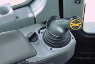 control without operator fatigue. Transmission gear shifting is simply carried out with thumb push buttons.
