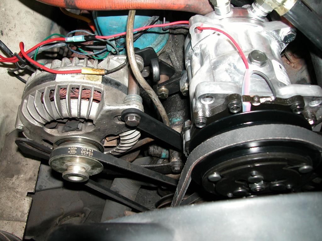 This photo will show single belt from crank shaft pulley to alternator.