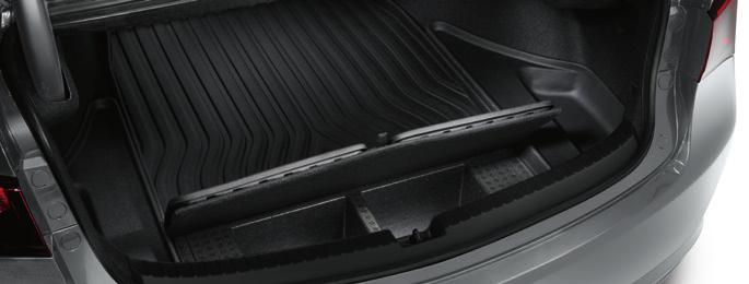 Its special contours help protect the trunk from sharp, wet, or soiled cargo.