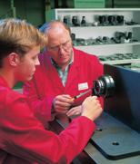The trainers from the Schaeffler training workshops have therefore compiled a basic course.