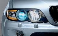 Equipment Xenon low- and high-beam headlights illuminate the road ahead and to the side with brilliant clarity.