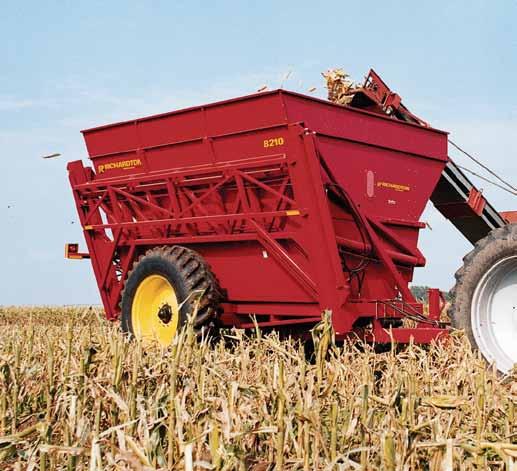 8000 Series Dump Wagons 8000 Series Dump Wagons 8000 Series Dump Wagons Your One-Minute Harvest Solution There s more than one way to increase efficiency and speed up the harvest, whether the