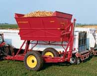 Known for their one-minute dump cycle, Sunflower/ Richardton 8000 Series dump wagons not only save time, but reduce labor and equipment needs, as well, by side dumping directly into the transfer